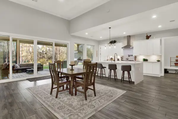 25127 W Tara Plantation Drive, Tomball, TX 77375