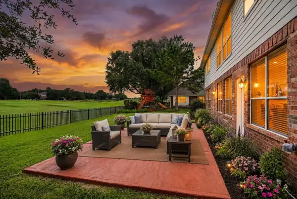 16230 S Southern Stone Drive, Houston, TX 77095