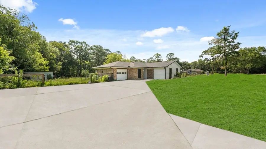 13810 S Goodyear Road, Old River Winfree, TX 77535 - #2