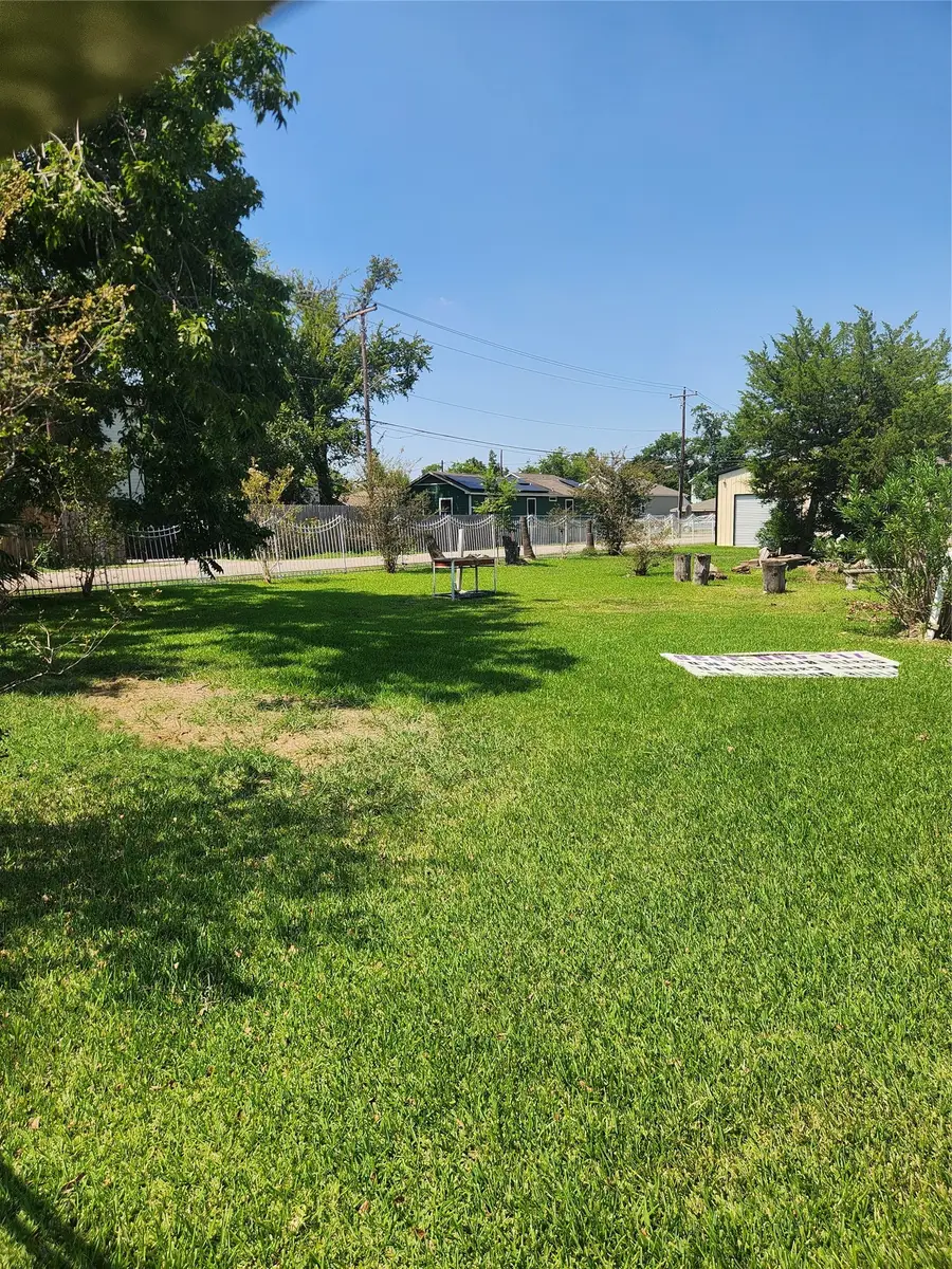 806 E 38th Street, Houston, TX 77022 - #2