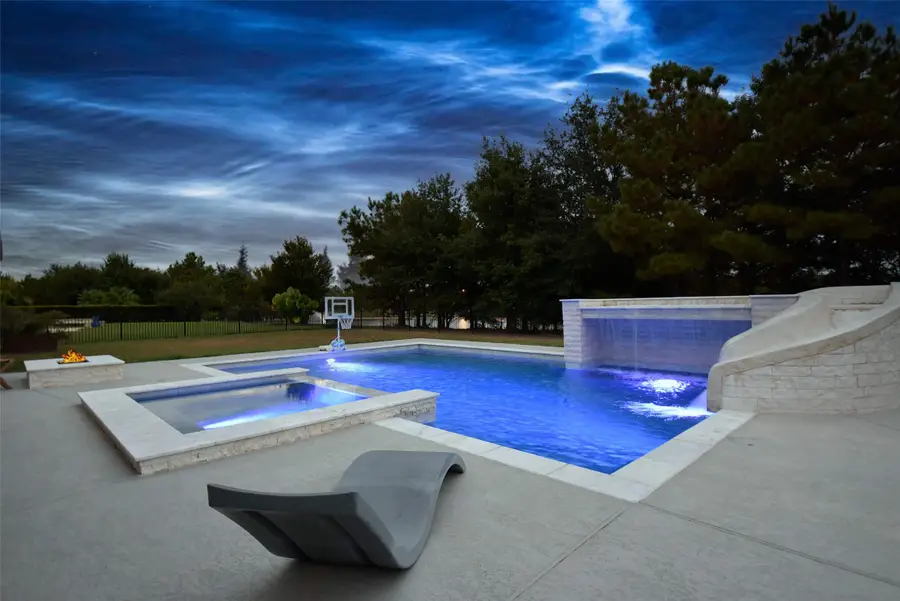 5615 Caspian Falls Lane, Fulshear, TX 77441 - Image #2