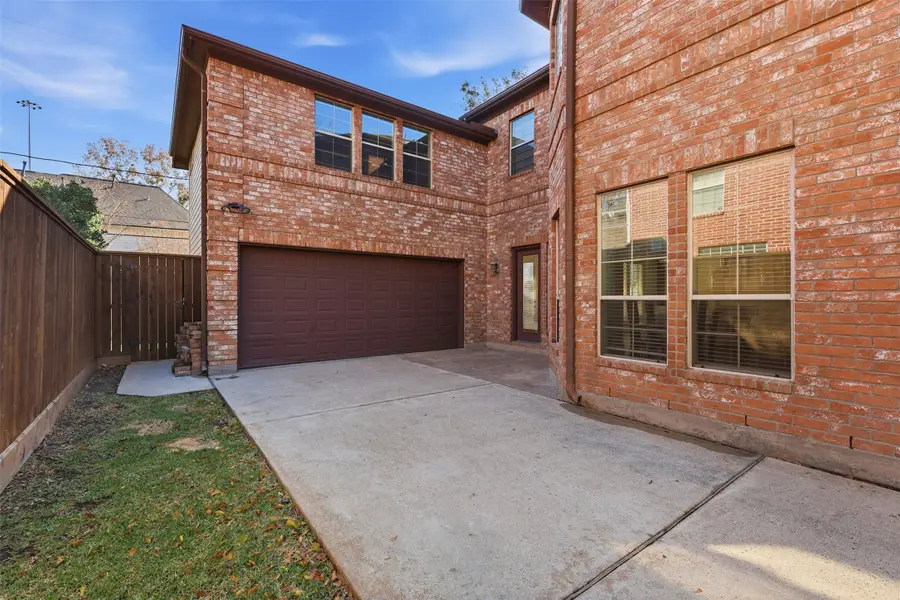 539 Wisteria Street, Bellaire, TX 77401 - Image #3