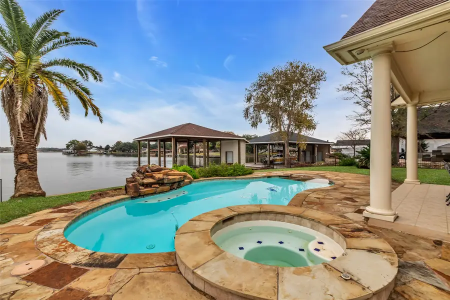 14030 Shoreline Drive, Willis, TX 77318 - Image #3