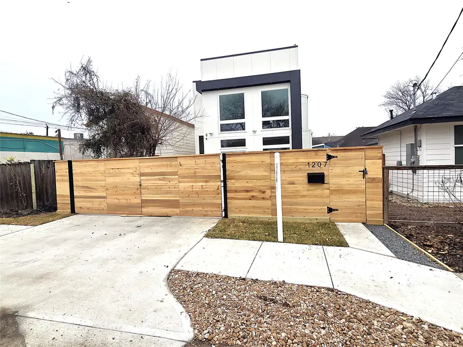 1207 Collier Street, Houston, TX 77023 - #2