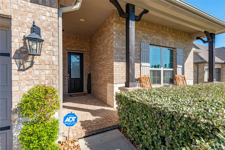 31106 Gullwing Manor Drive, Tomball, TX 77375 - Image #2