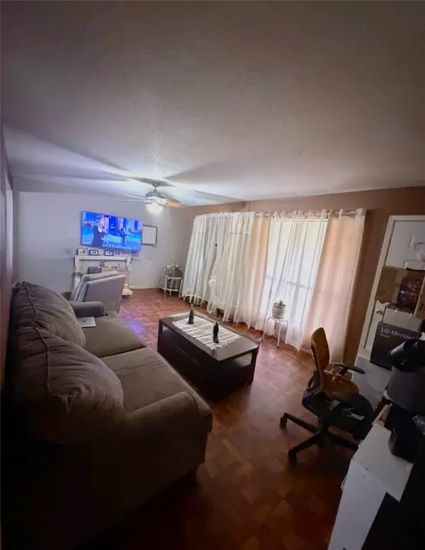 781 Country Place Drive #1093, Houston, TX 77079