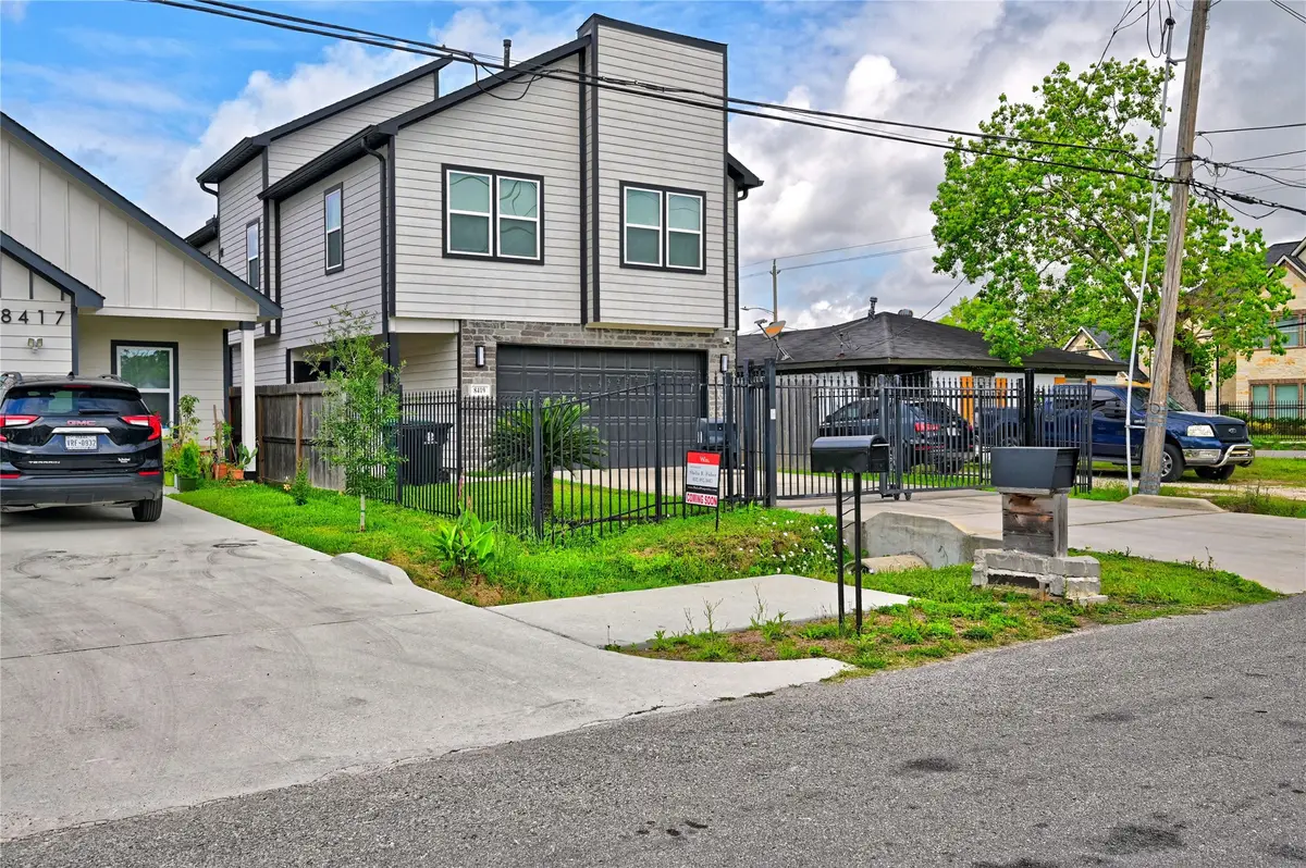8419 Observatory Street, Houston, TX 77088 - #1