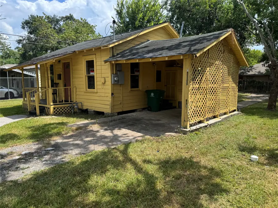 606 E 42nd Street, Houston, TX 77022 - #3