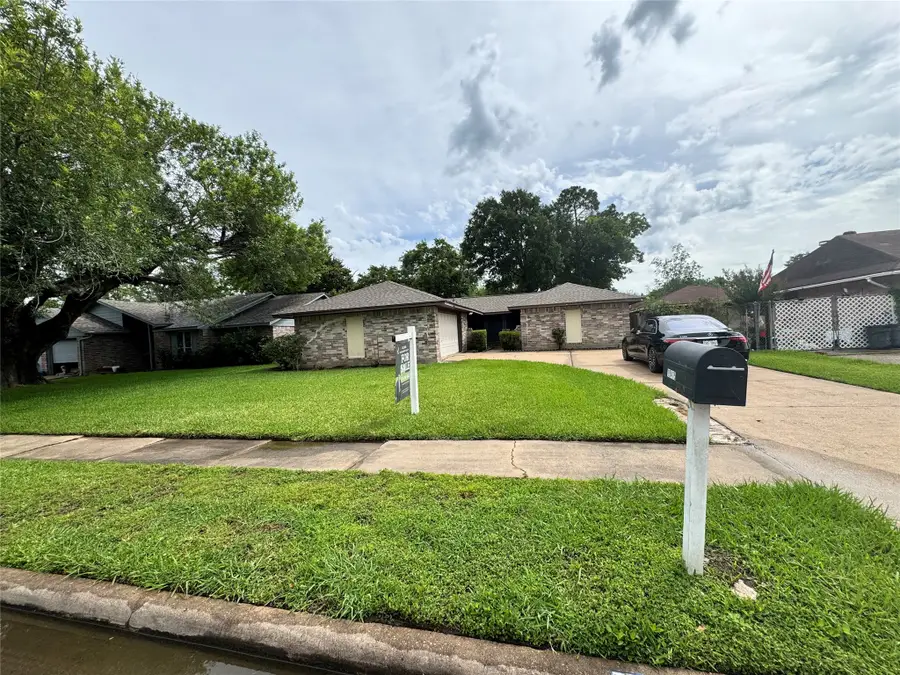 10415 Sageburrow Drive, Houston, TX 77089 - #2
