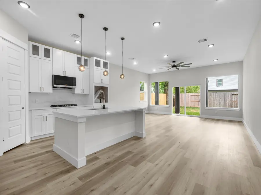 991 South Lane #993, Houston, TX 77088 - #2