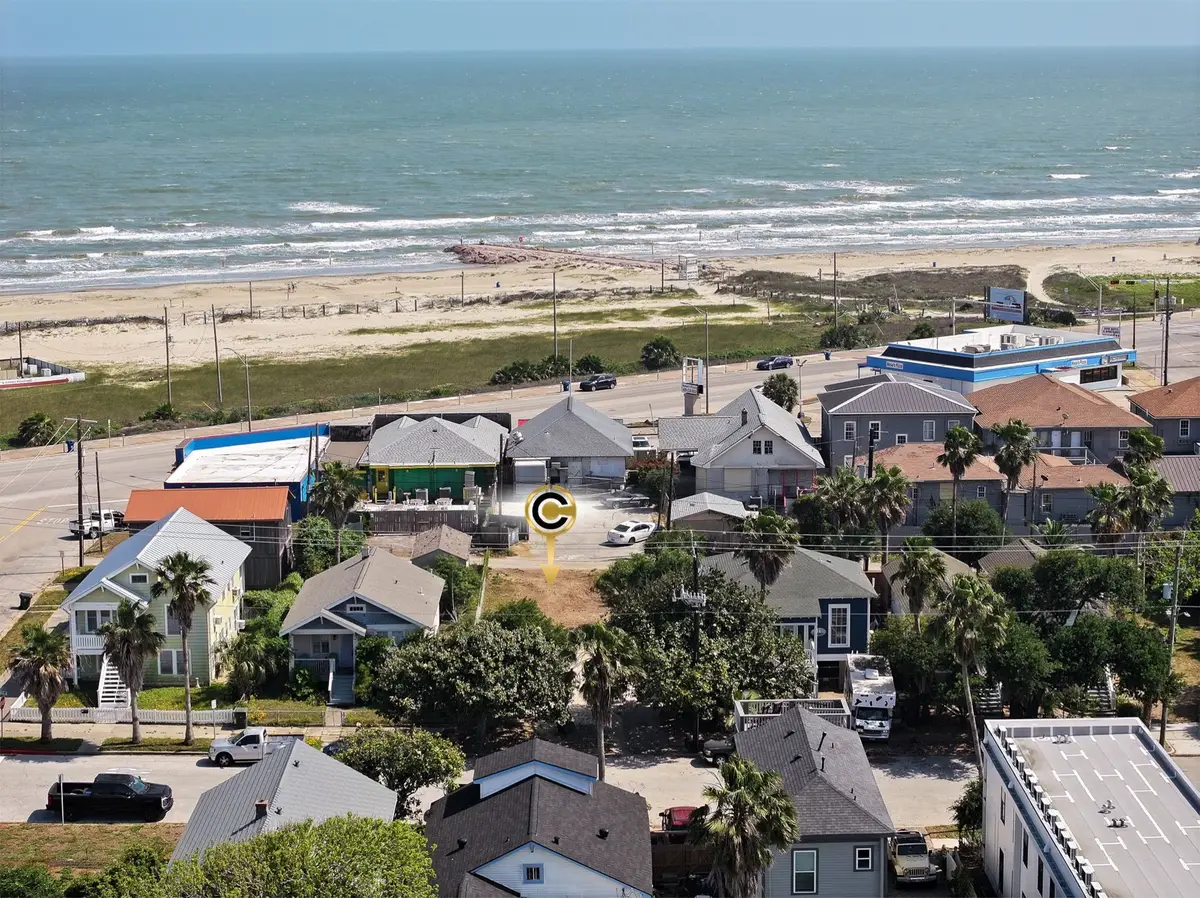 911 Avenue L, Galveston, TX 77550 - #1