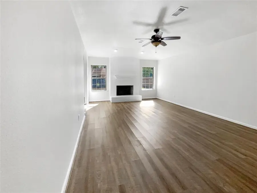 16126 Spinnaker Drive, Crosby, TX 77532 - Image #2