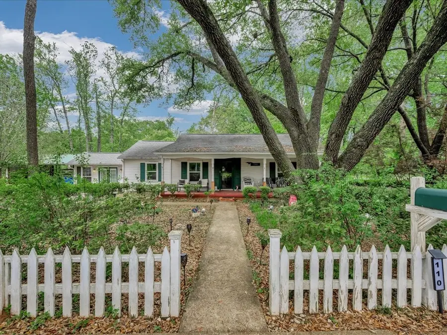 110 N Grace Street, Crockett, TX 75835 - #2