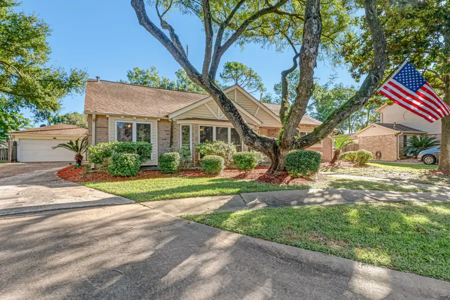 3806 Millbridge Drive, Houston, TX 77059 - Image #2