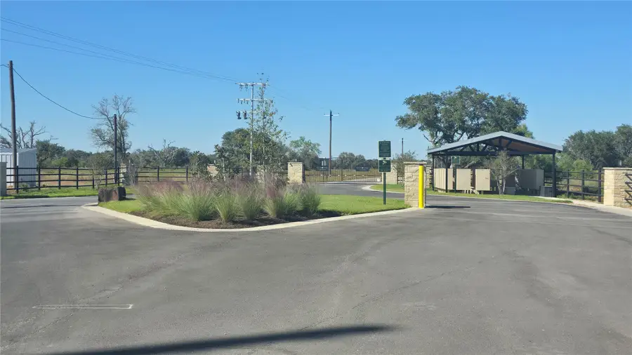000 Canvas Back Lane, Columbus, TX 78934 - Image #3