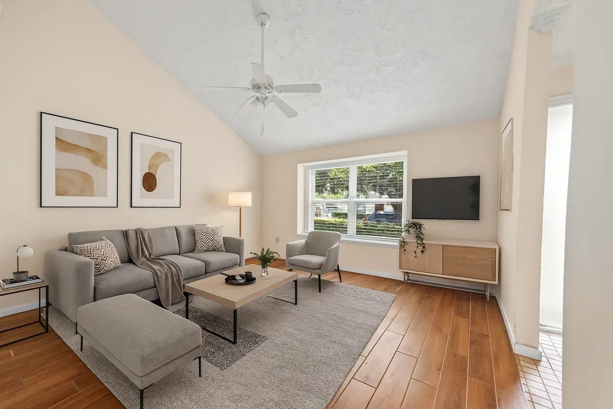 10913 Bexley Drive #913, Houston, TX 77099 - Image #1