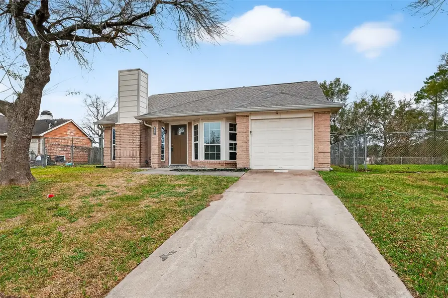 14114 Dartwood Drive, Houston, TX 77049 - Image #3