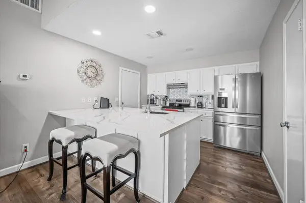 3010 Whitman Drive, Montgomery, TX 77356