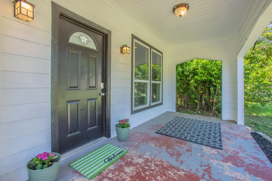 2322 Reuter Avenue, Waco, TX 76708 - #2