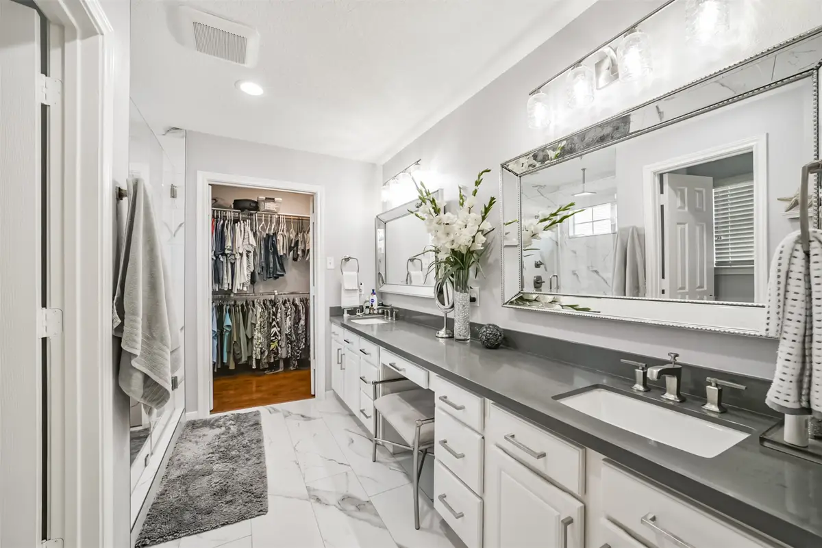 1430 W 24th Street, Houston, TX 77008 - Image #1