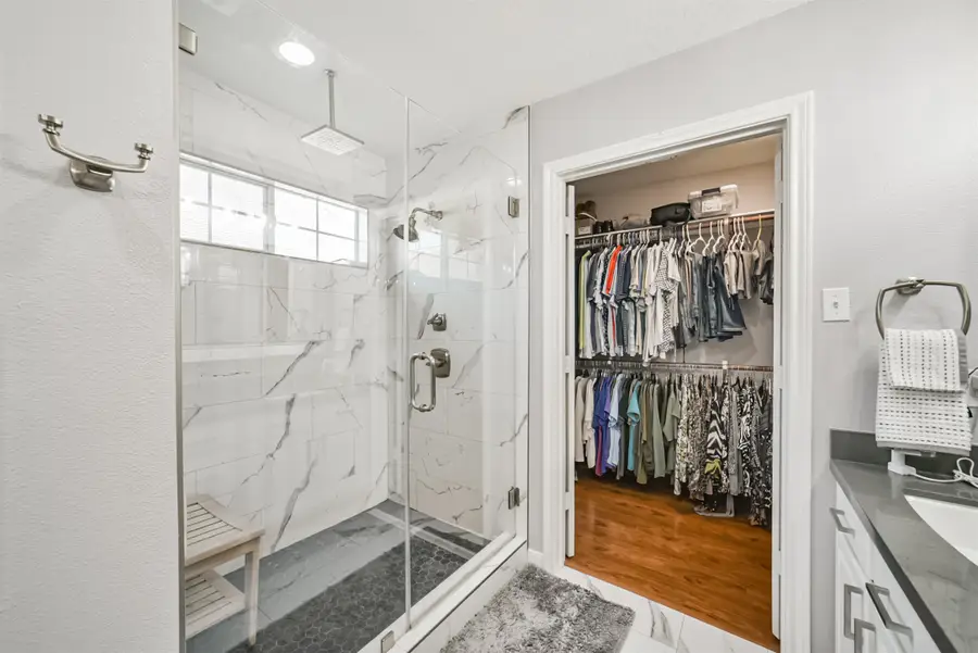 1430 W 24th Street, Houston, TX 77008 - Image #2