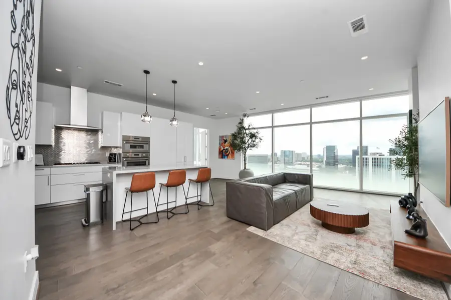 4521 San Felipe Street #1904, Houston, TX 77027 - #3