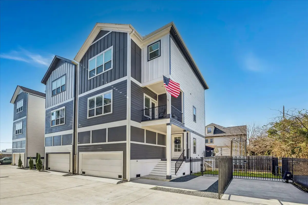 1408 W 21st Street #C, Houston, TX 77008 - Image #1