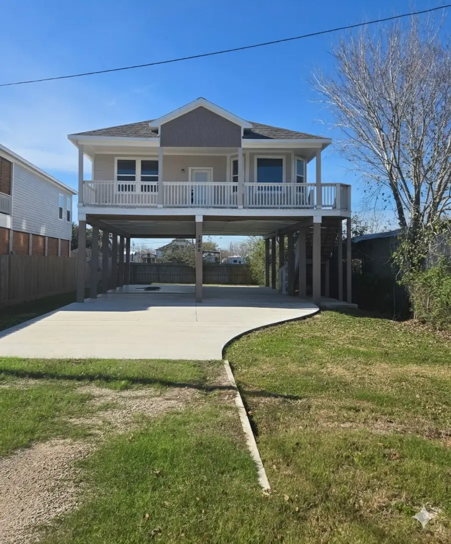 1226 9th St, San Leon, TX 77539 - Image #2