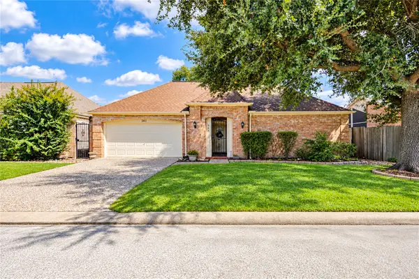 361 Champions Colony Iii, Houston, TX 77069