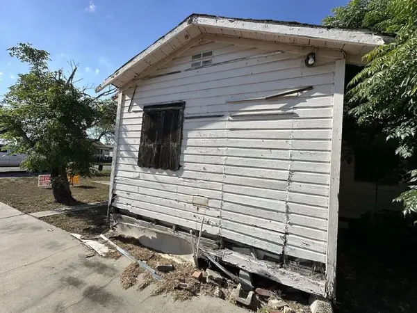 505 N Francis Street, Bishop, TX 78343