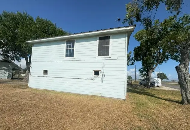 50 N Vivian Stevens Street, Port Lavaca, TX 77979 - Image #3