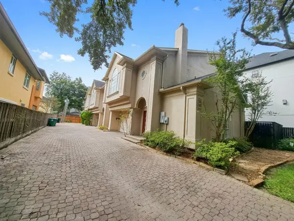 2413 Dorrington Street, Houston, TX 77030