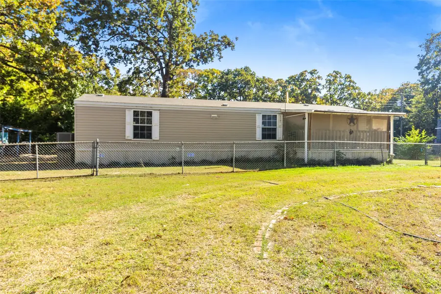 117 Pine Bloom Boulevard, Gun Barrel City, TX 75156 - Image #3
