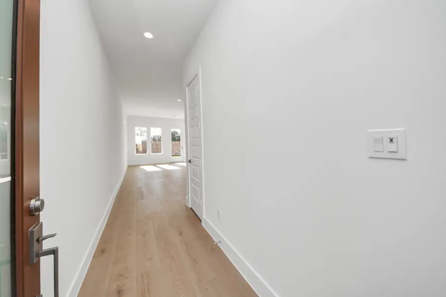 2104 Diagonal Lane, Houston, TX 77051 - #2