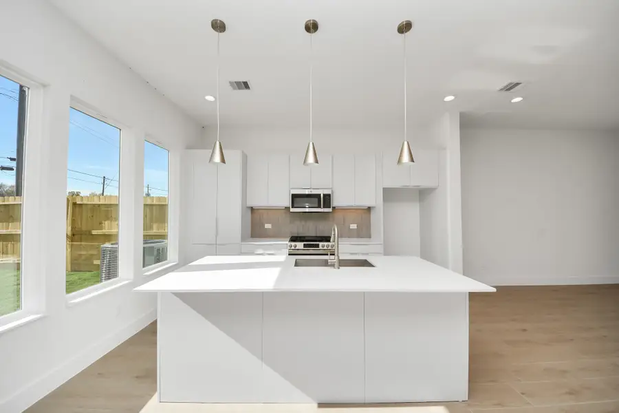 2104 Diagonal Lane, Houston, TX 77051 - #3