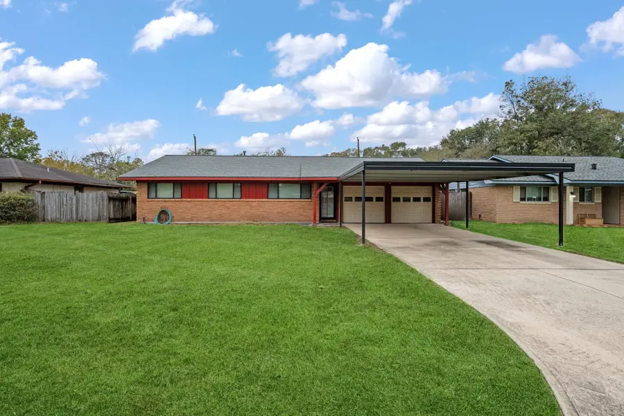 2803 Newcastle Drive, Baytown, UT 77521 - Image #2