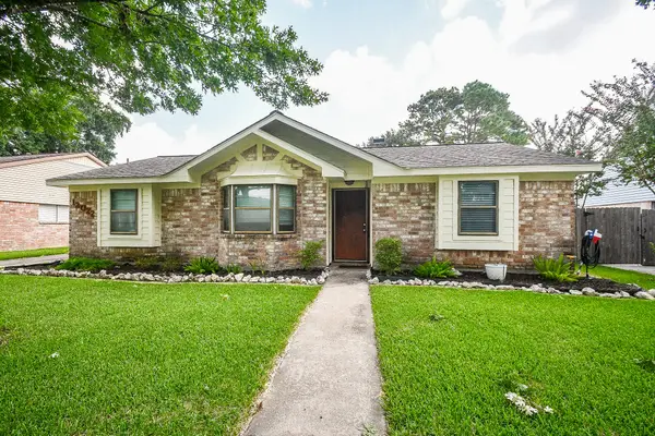 12022 Scottsdale Drive, Meadows Place, TX 77477