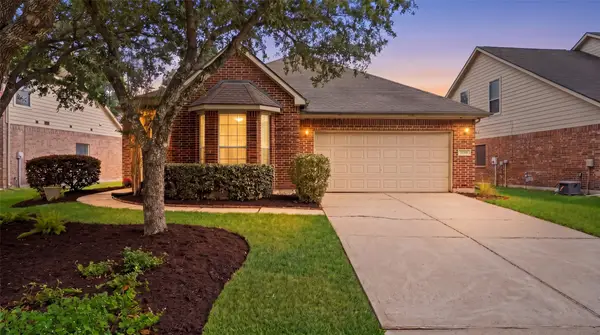 20795 Oakhurst Trails Drive, Porter, TX 77365