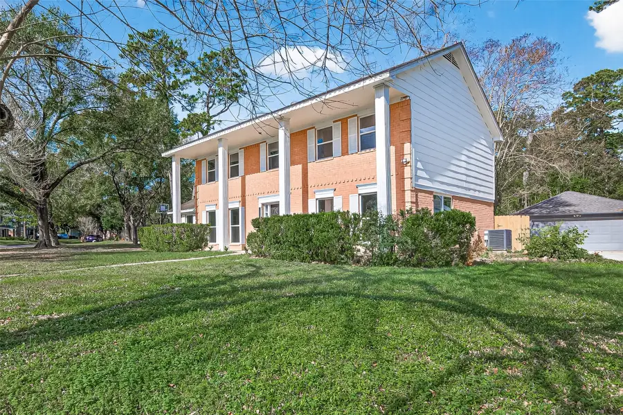 6210 Rippling Hollow Drive, Spring, TX 77379 - Image #3