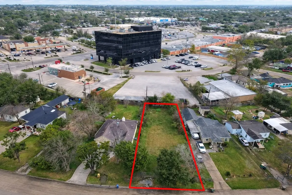 216 W Curtis Avenue, Pasadena, TX 77502 - Image #1