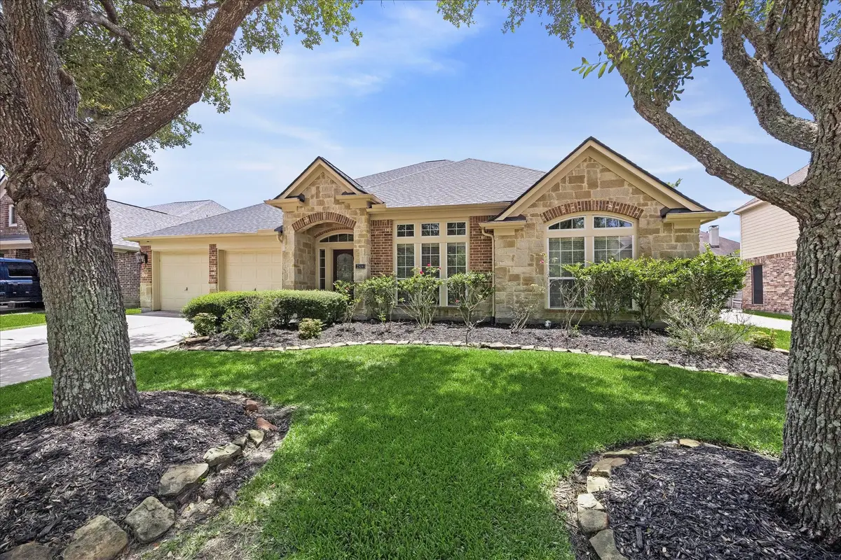 2504 Ivy Stone Lane, Friendswood, TX 77546 - #1