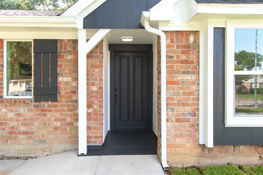 822 Red Rock Canyon Drive, Katy, TX 77450 - Image #2