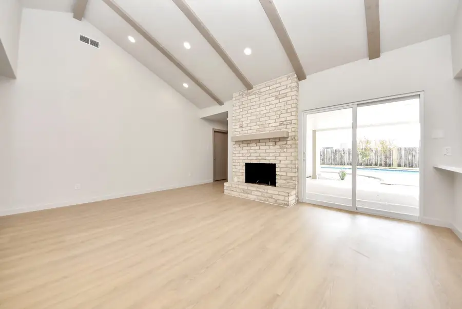 16207 Summer Wind Drive, Houston, TX 77090 - #2