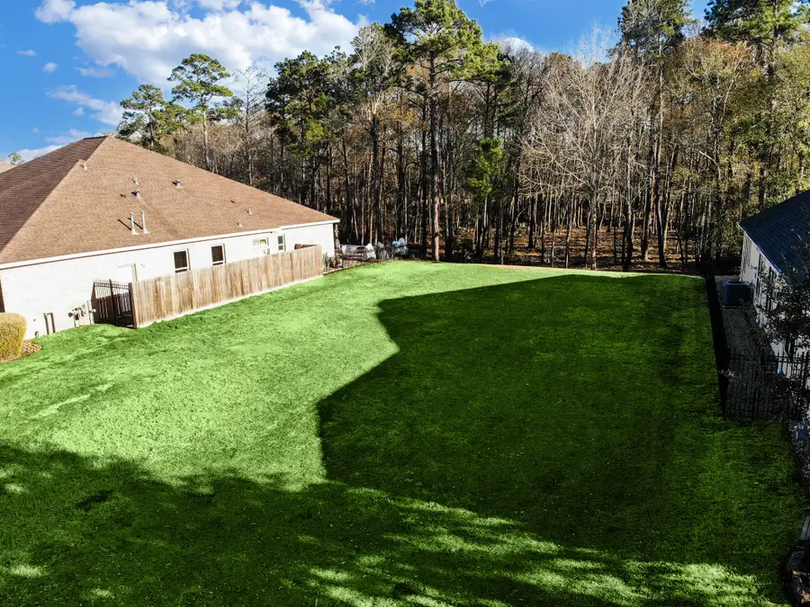 2926 S Cotswold Manor Drive, Kingwood, TX 77339 - Image #3