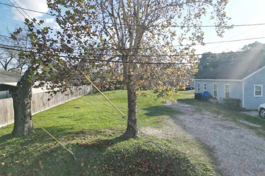 1067 Reverend B J Lewis Drive, Houston, TX 77088 - Image #2