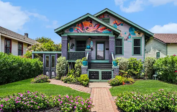 2524 Avenue Q 1/2, Galveston, TX 77550