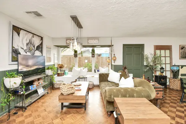 1503 Woodlawn Street, Baytown, TX 77520