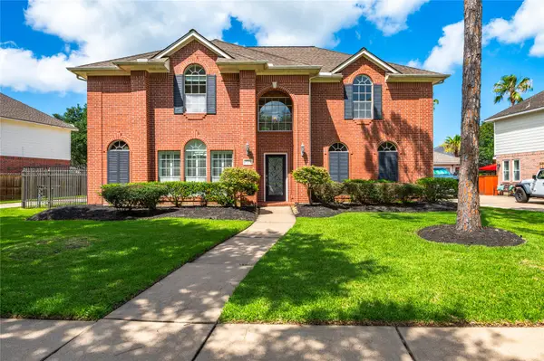 3124 Sand Shadow Drive, League City, TX 77573