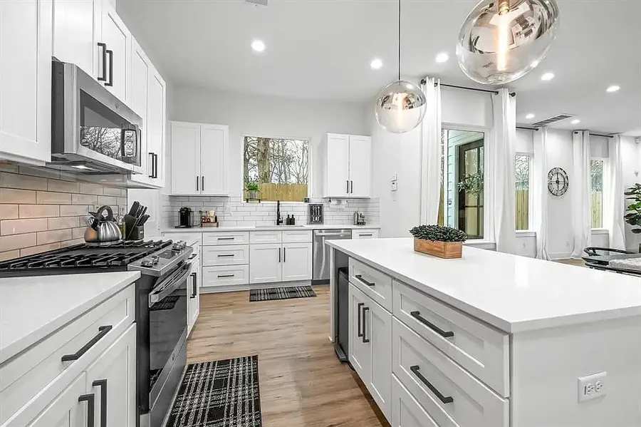 6814 Burkett Street #B, Houston, TX 77021 - Image #2