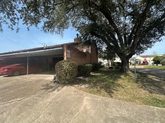 5921 Arncliffe Drive #5921, Houston, TX 77088 - #3